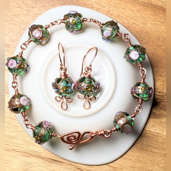 Venetian Emerald Glass Bead Copper Bracelet Textured Colorful Handmade - Picture 6 of 16